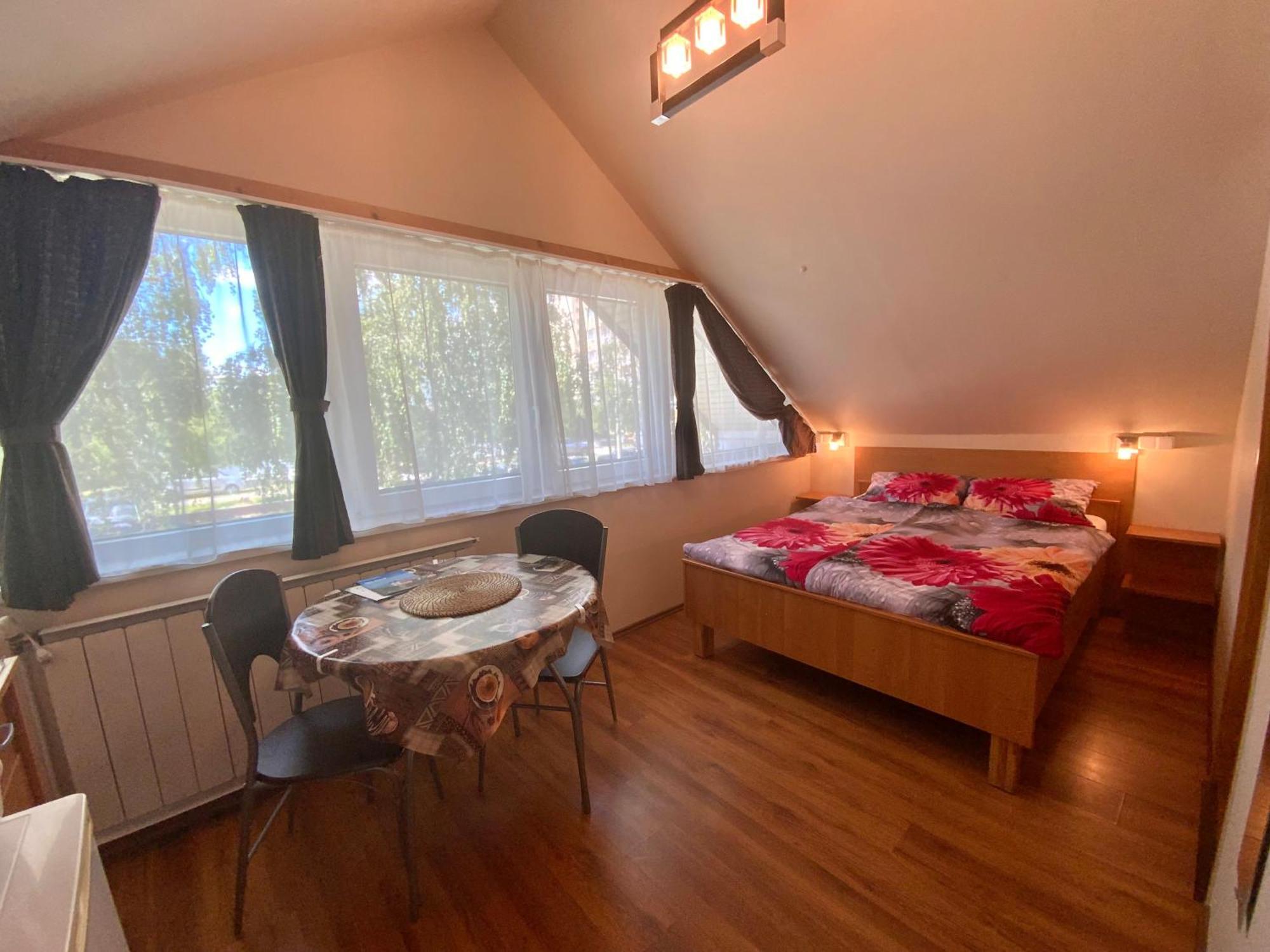 Elso Fecske Apartmanok Siofok Dış mekan fotoğraf