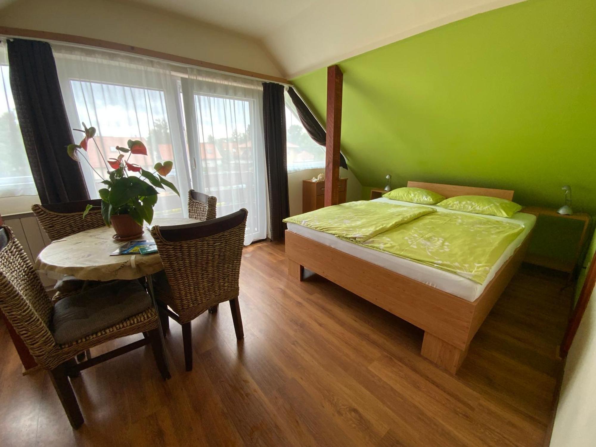 Elso Fecske Apartmanok Siofok Dış mekan fotoğraf